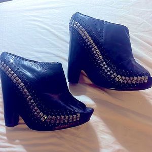 Silver studded black leather Sam Edelman pumps